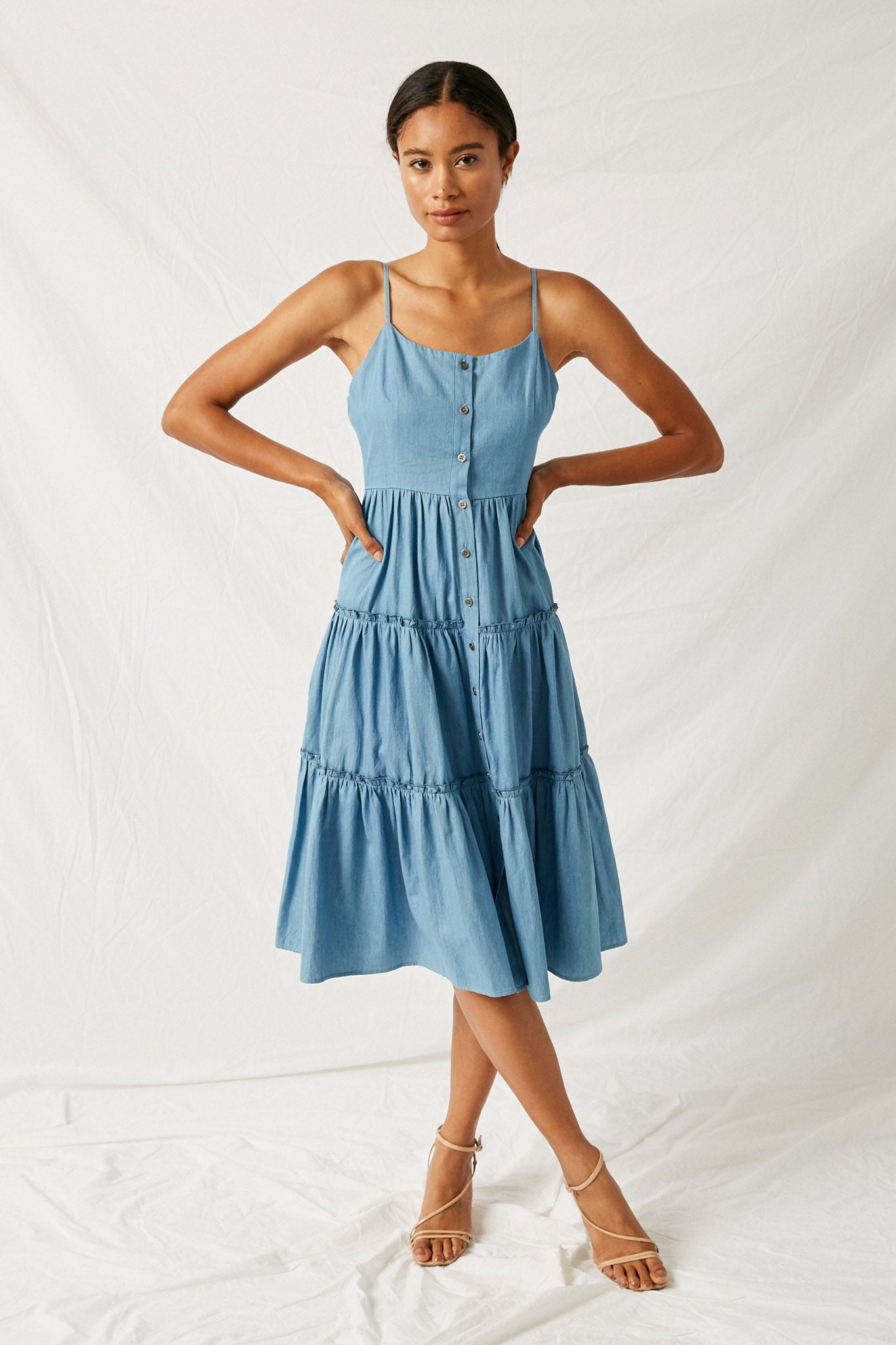 H7404 MID DENIM- Front