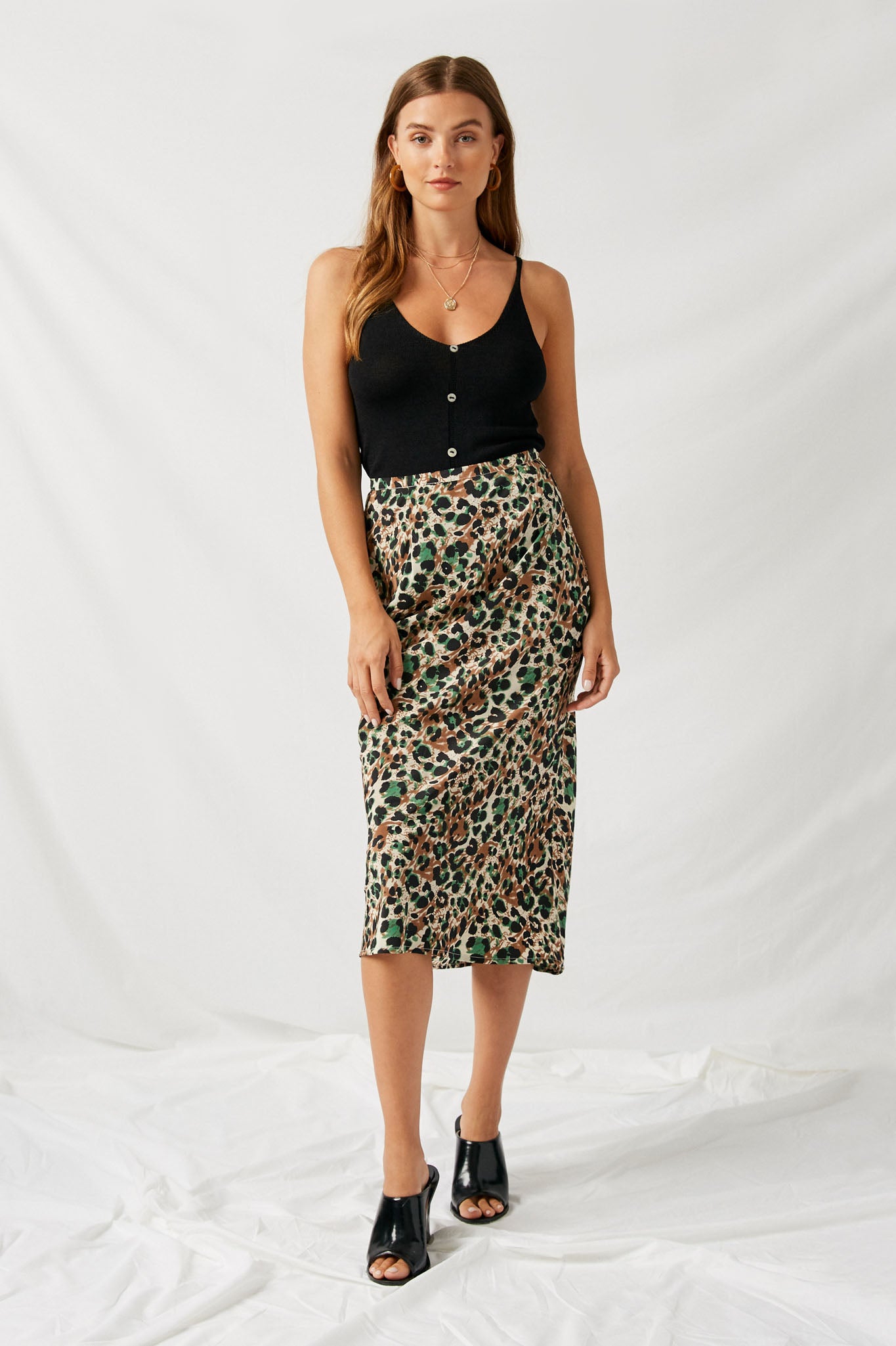 H7949 Leopard Leopard Midi Slip Skirt Full Body