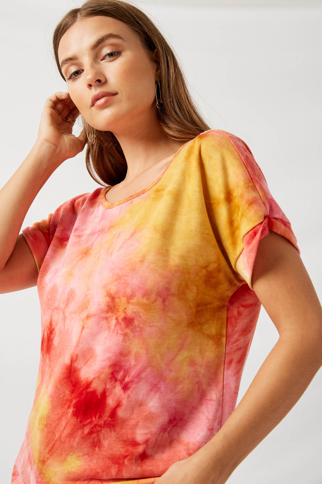 H8266 Pink Tie Dye Tee Detail