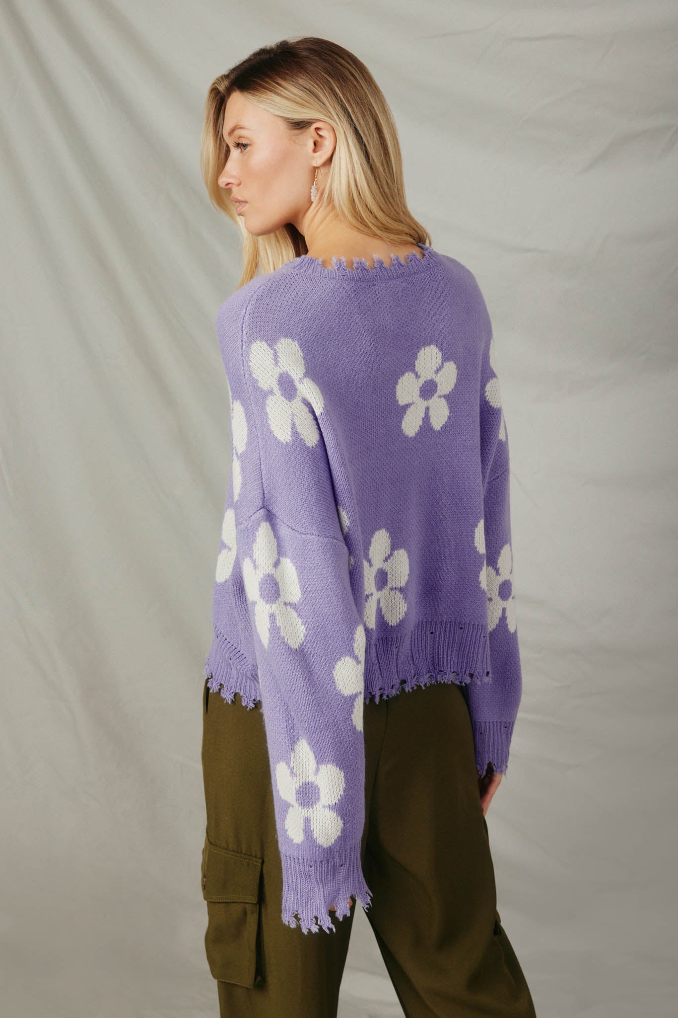 HY6090 Lavender Womens Distressed Floral Patterned Pullover Sweater Back