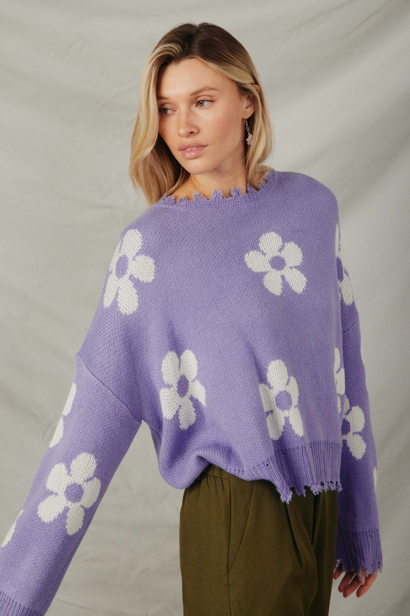 HY6090 Lavender Womens Distressed Floral Patterned Pullover Sweater Front