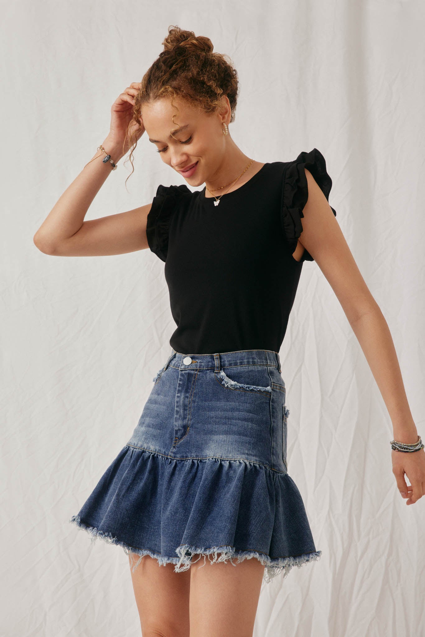 HY6738 Denim Womens Layered Ruffle Mix Media Ribbed Knit Tank Pose