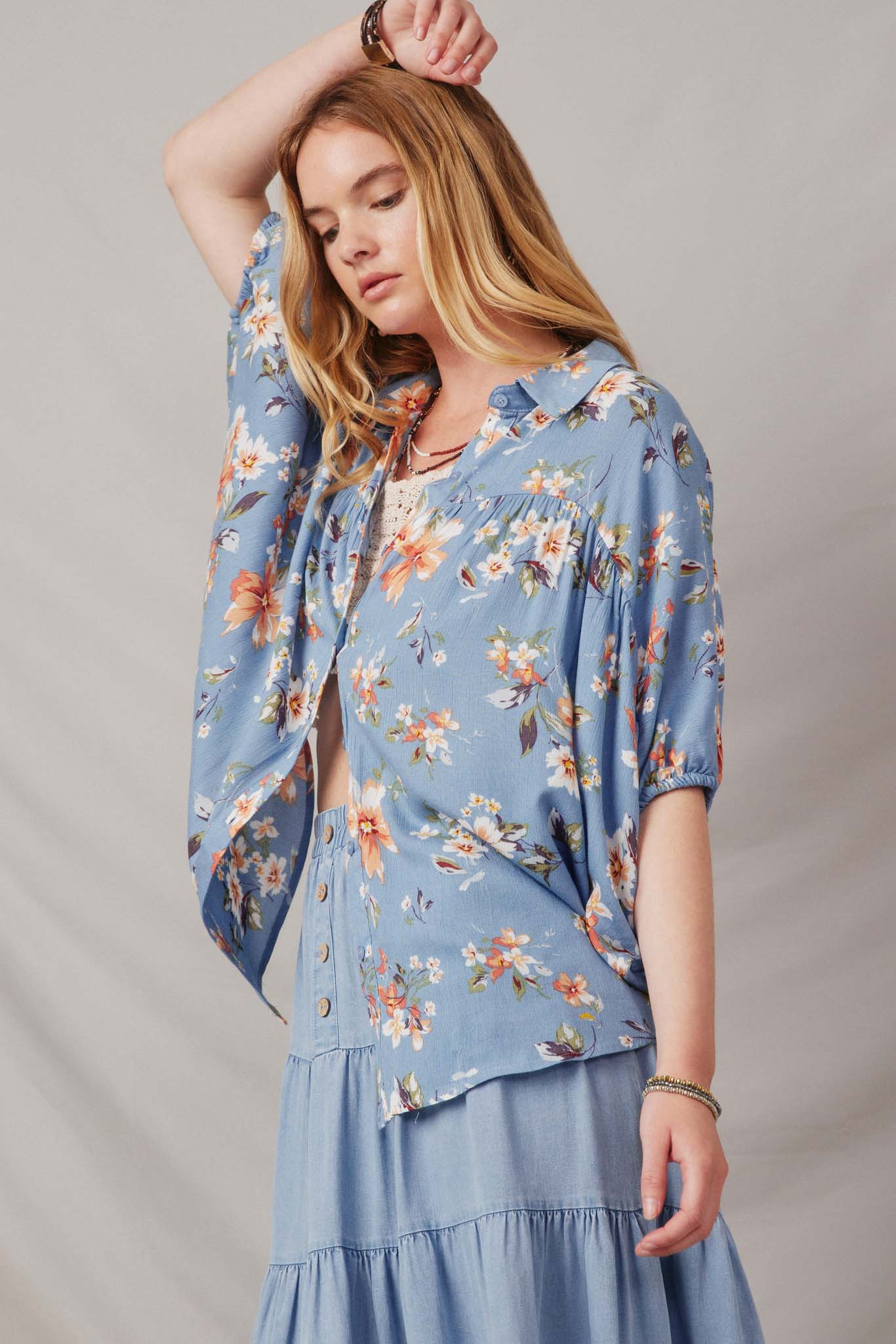 HY6863 Blue Womens Textured Floral Print Short Sleeve Dolman Top Side