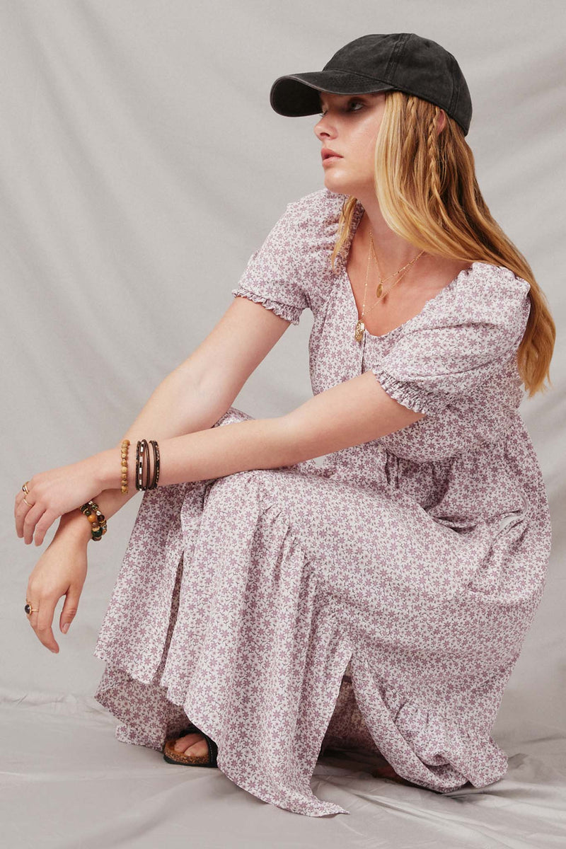 HY7002 Lavender Womens Ditsy Floral Sweetheart Neck Dress Pose