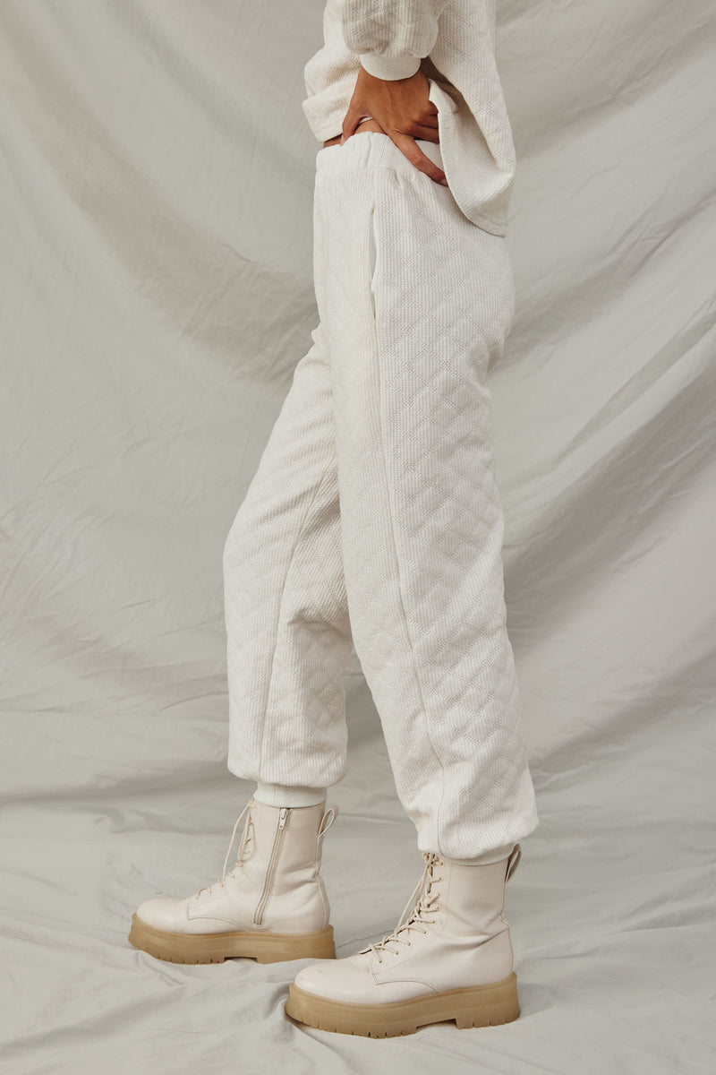 HY8369 Ivory Womens Quilted Elastic Waist Knit Pants Side