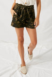 H9090 Camo Camo Belted Paperbag Shorts Front