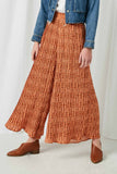 HJ3187 Rust Womens Pleated Botalical Print Wide Leg Pants Front