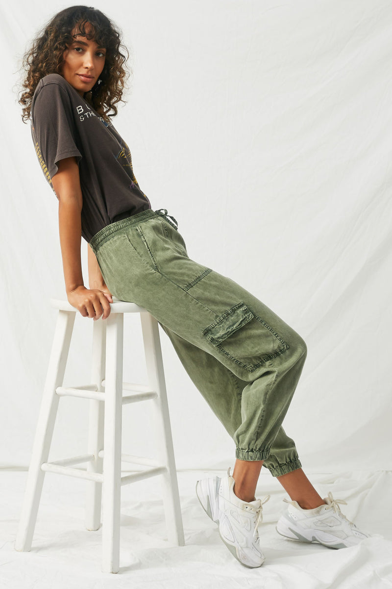 HY1161 Olive Womens Mineral Washed Cargo Joggers Full Body