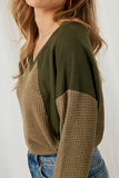 HY1337 Olive Womens Colorblock Waffle Knit Top Detail