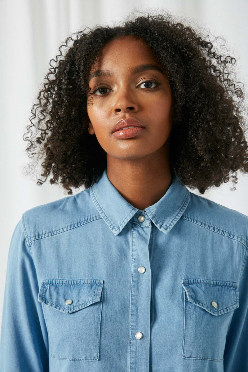 HY2570 Light Denim Womens Button Down Peplum Western Tencel Shirt Close Up