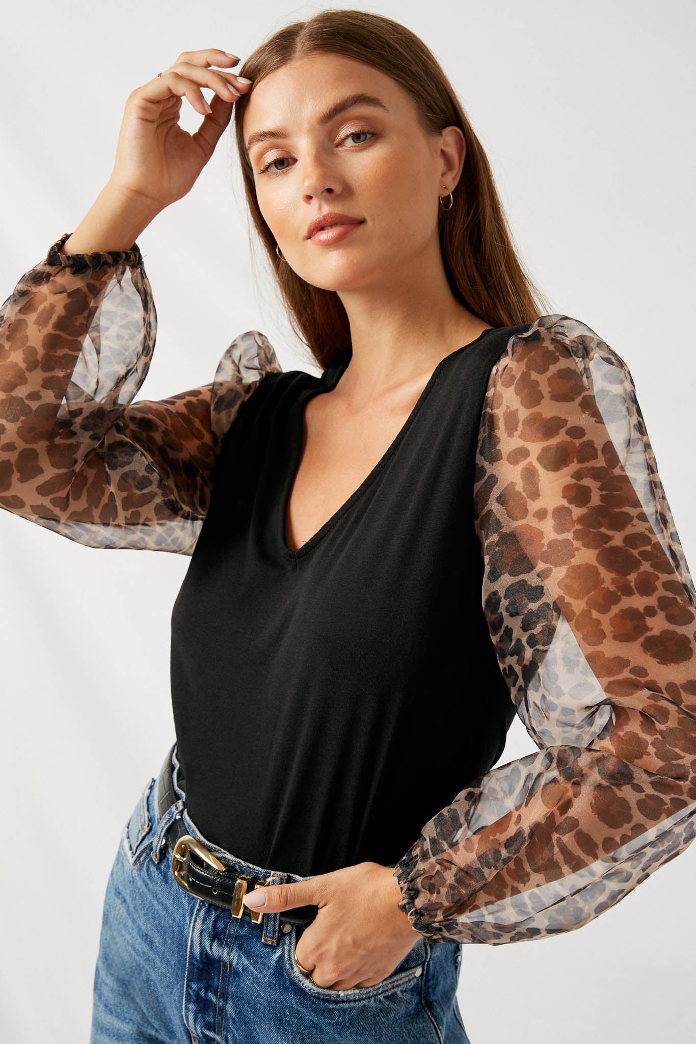 H8239 Black Leopard Puff Sleeve Top Front