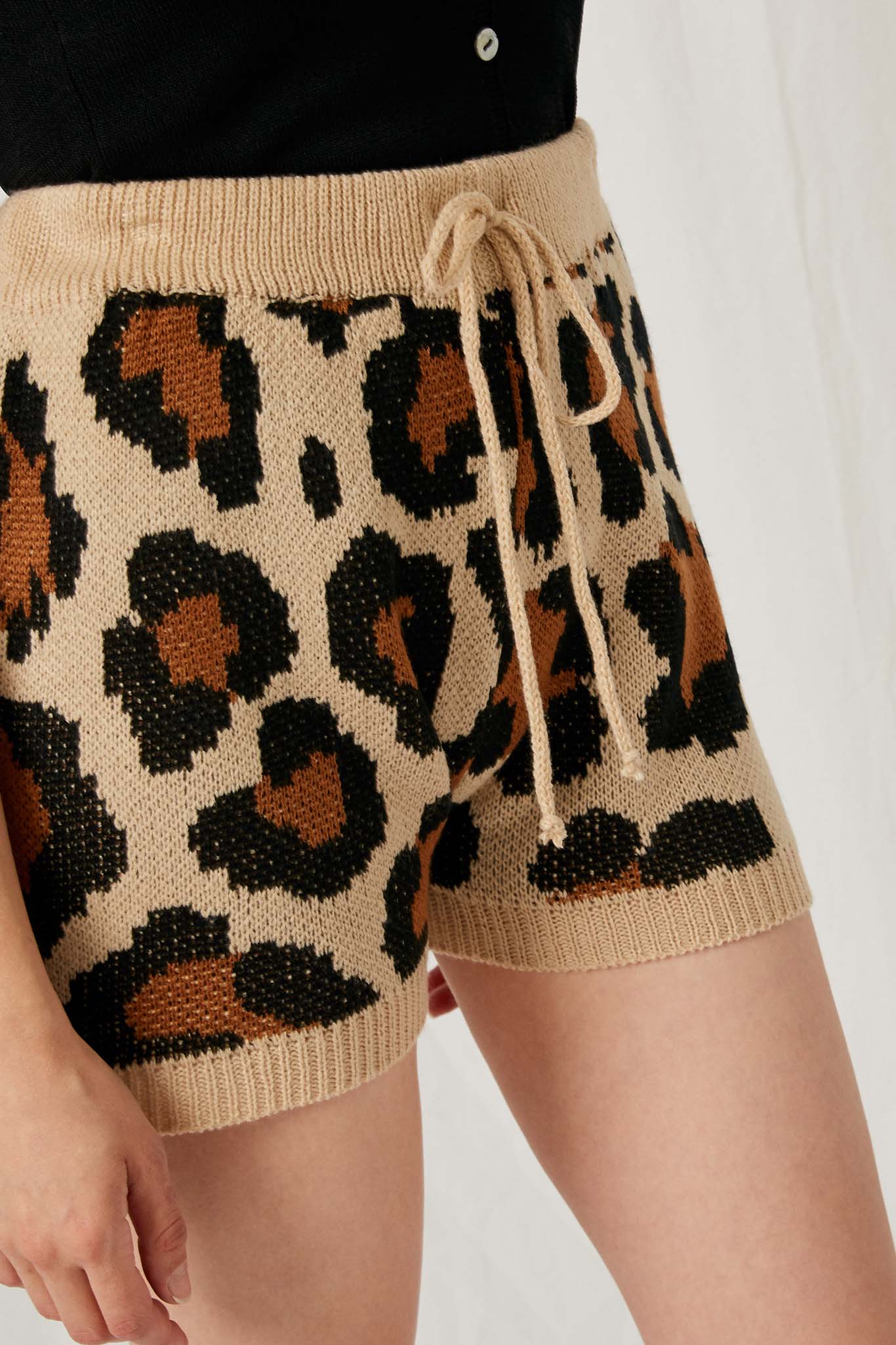 HY1166 Leopard Womens Knit Leopard Shorts- Side Detail